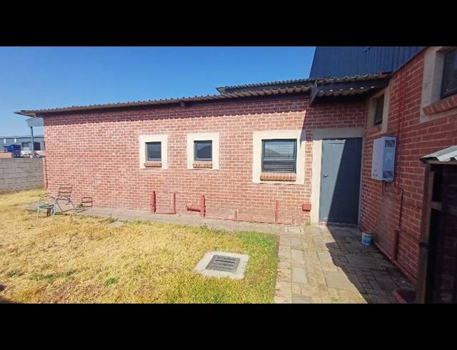 INDUSTRIAL PROPERTY TO RENT IN KNOPPIESLAAGTE